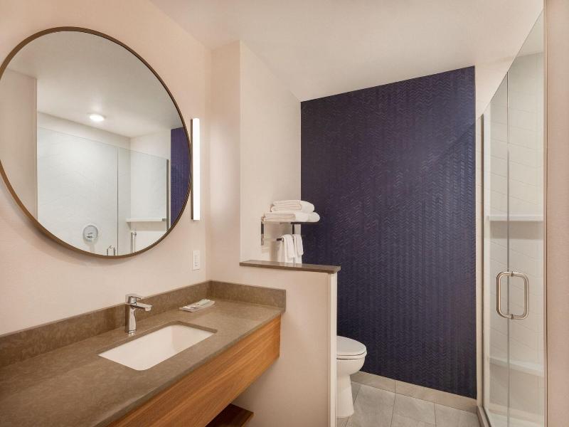 Fairfield Inn & Suites by Marriott Fresno North/Sh image