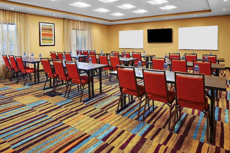 Fairfield Inn&Suite by Marriott Fresno Yosemite In image