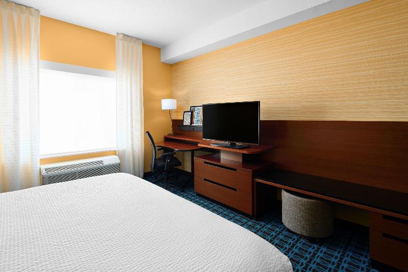 Fairfield Inn&Suite by Marriott Fresno Yosemite In image