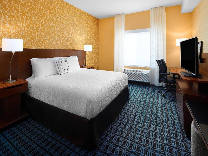 Fairfield Inn&Suite by Marriott Fresno Yosemite In image