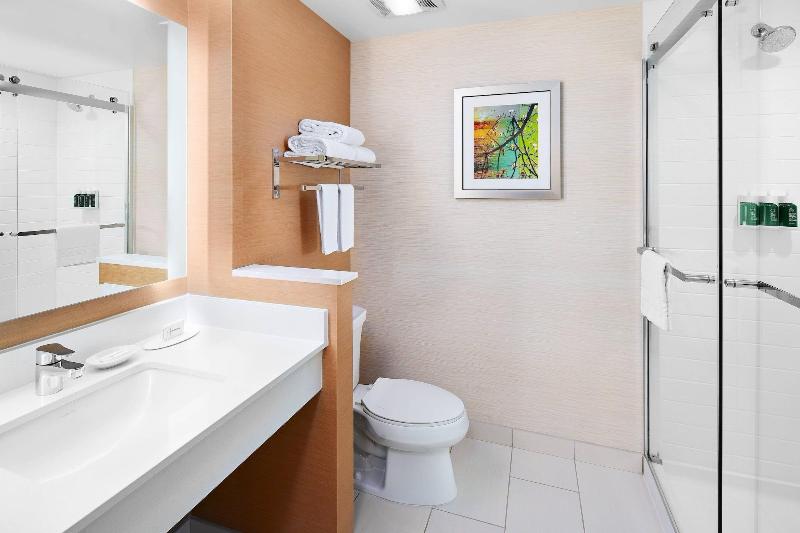 Fairfield Inn&Suite by Marriott Fresno Yosemite In image