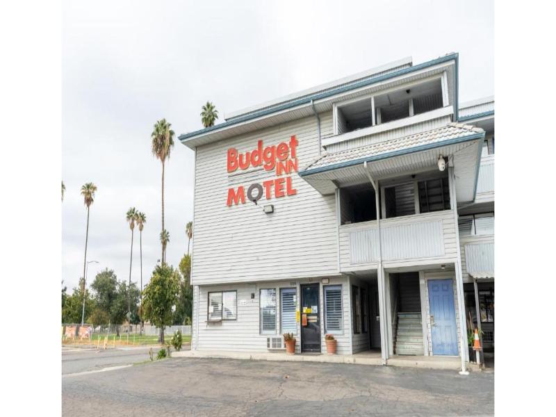 Budget Inn Corcoran Near Tulare CA 43 — general view