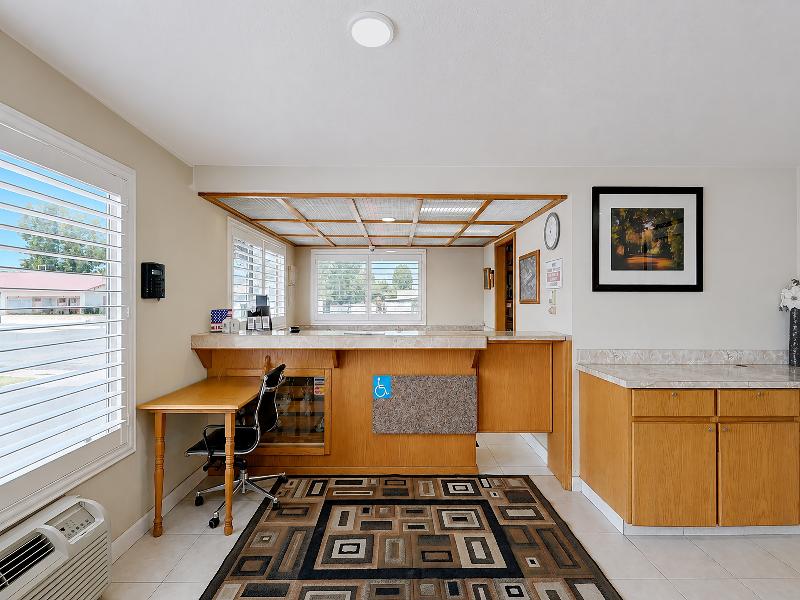 Budget Inn Corcoran Near Tulare CA 43
