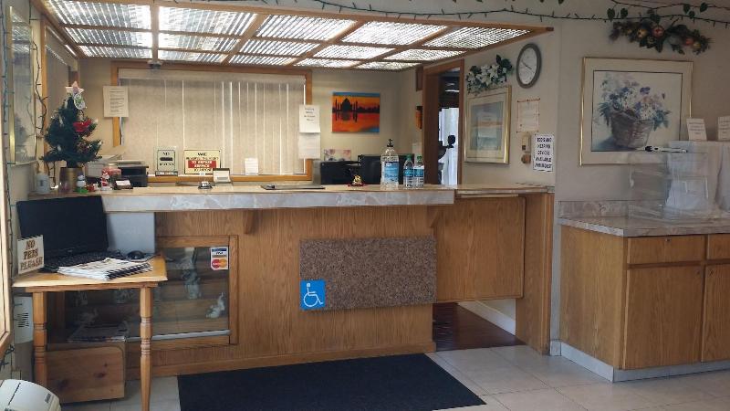 Budget Inn Corcoran Near Tulare CA 43 image 1