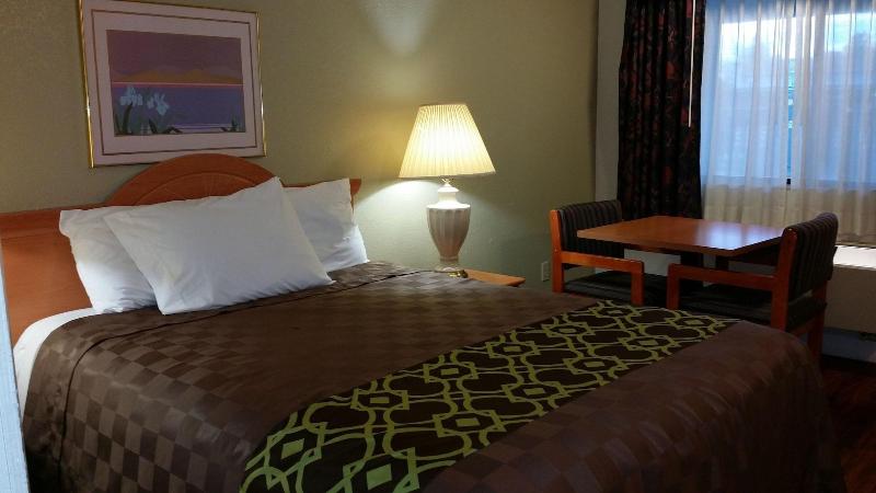 Budget Inn Corcoran Near Tulare CA 43 image