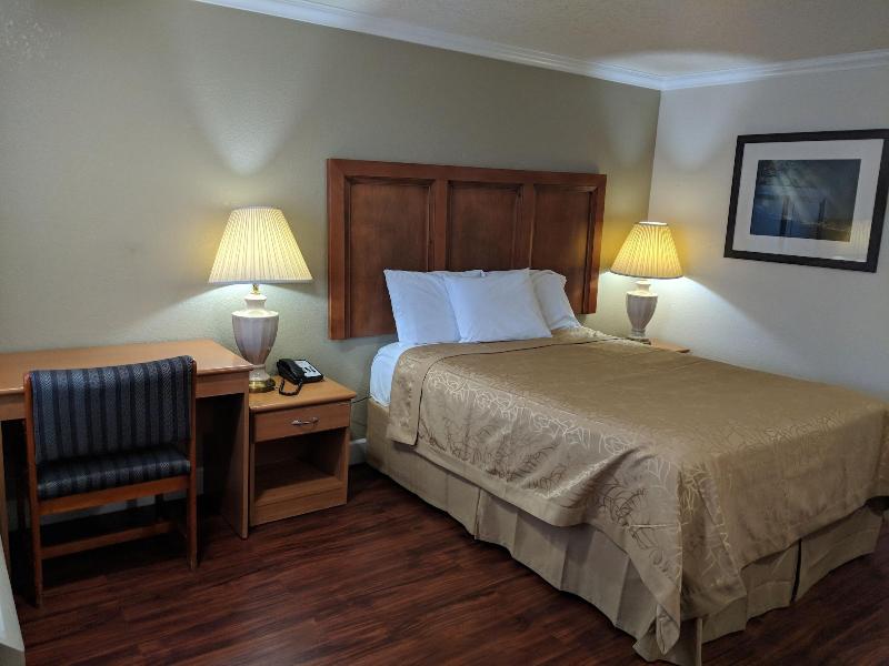 Budget Inn Corcoran Near Tulare CA 43 image 8