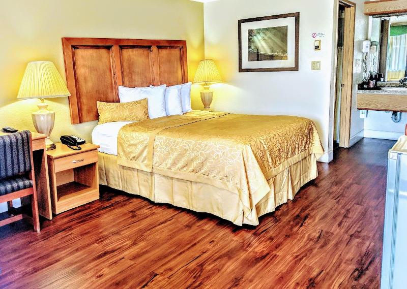 Budget Inn Corcoran Near Tulare CA 43 image 7