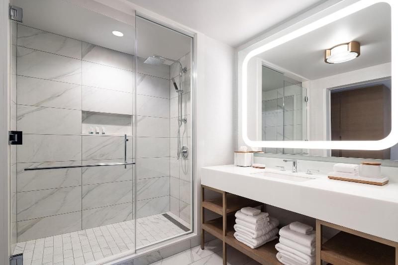 The Westin Anaheim Resort image