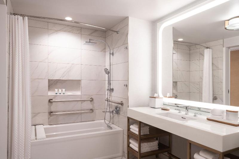 The Westin Anaheim Resort image