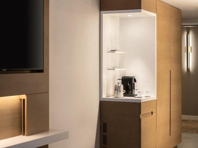 The Westin Anaheim Resort image