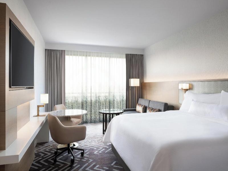 The Westin Anaheim Resort image