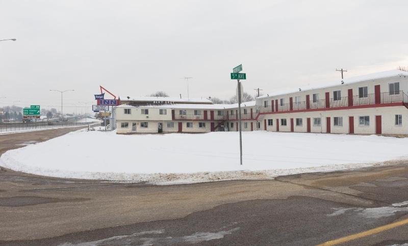 Budget Inn — photo 2