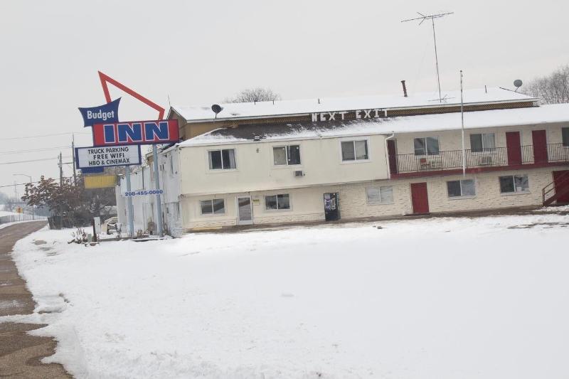 Budget Inn — photo 5