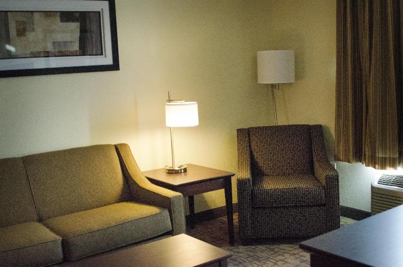 Cobblestone Inn & Suites – Soda Springs image