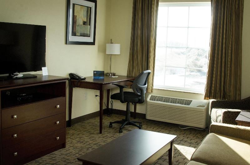 Cobblestone Inn & Suites – Soda Springs image