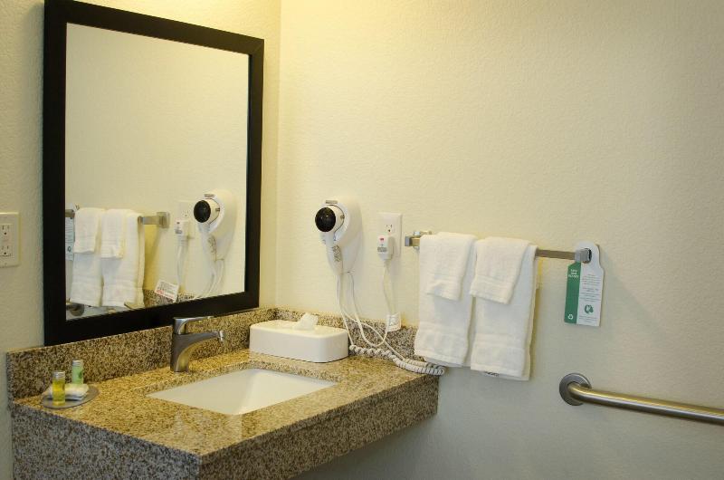 Cobblestone Inn & Suites – Soda Springs image 10