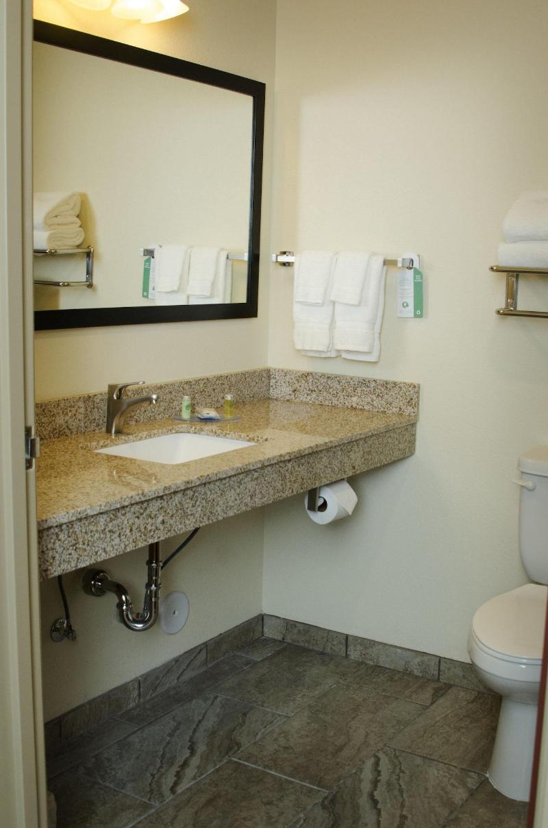 Cobblestone Inn & Suites – Soda Springs image