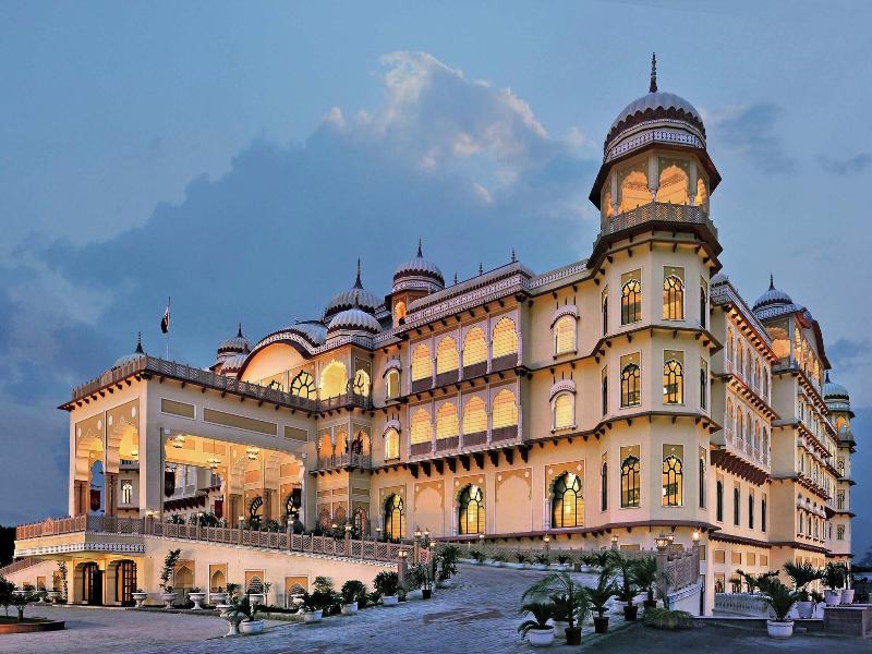 Hotel Noormahal image