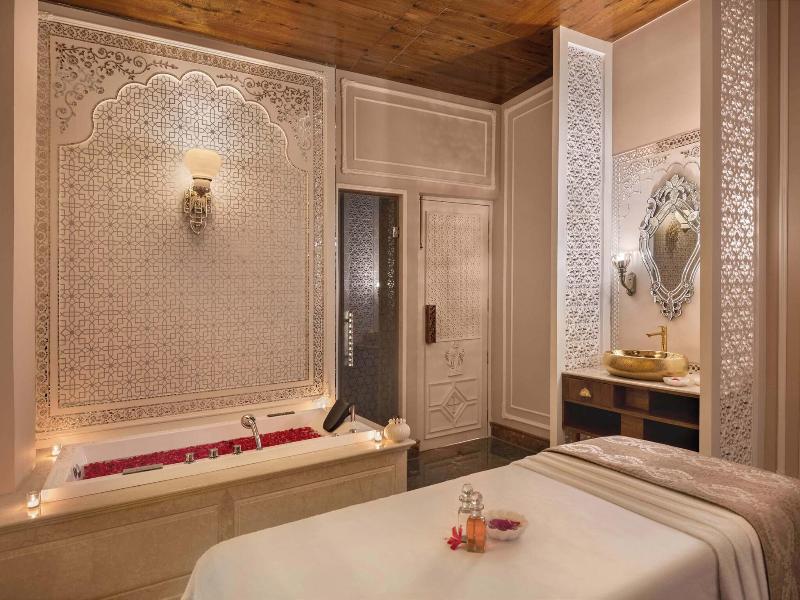 Hotel Noormahal image