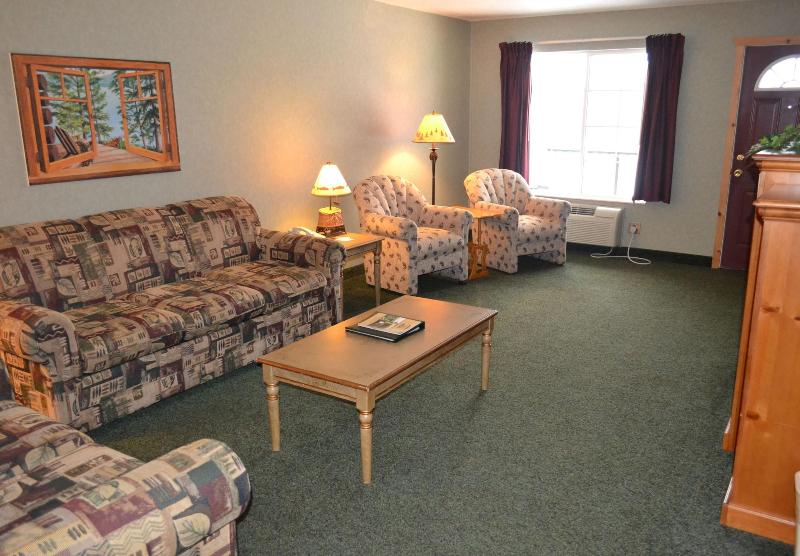 Stafford's Crooked River Lodge & Suites image
