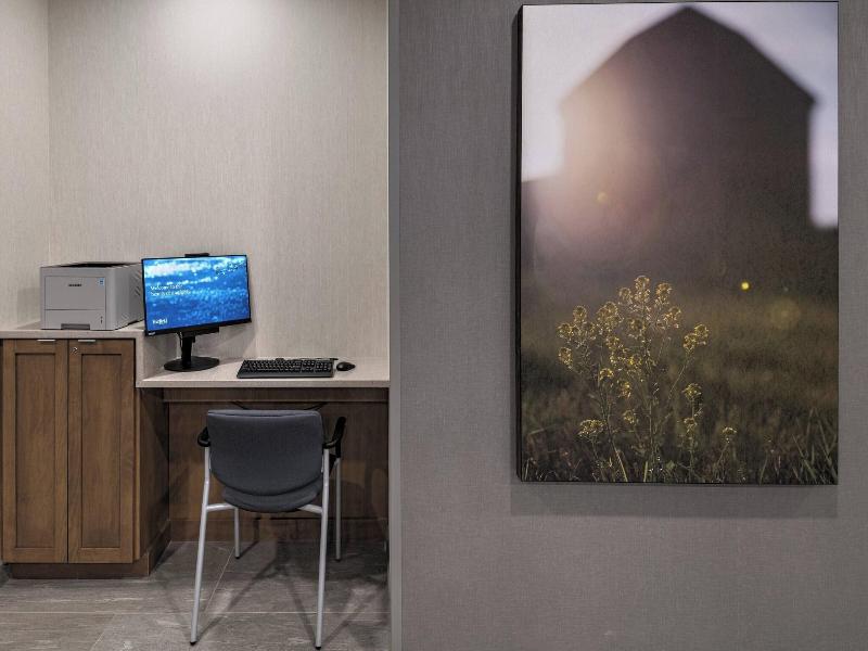 Fairfield Inn & Suites by Marriott St. Louis Downt image