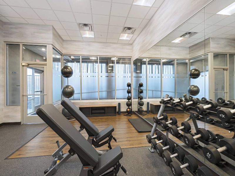 Fairfield Inn & Suites by Marriott St. Louis Downt image