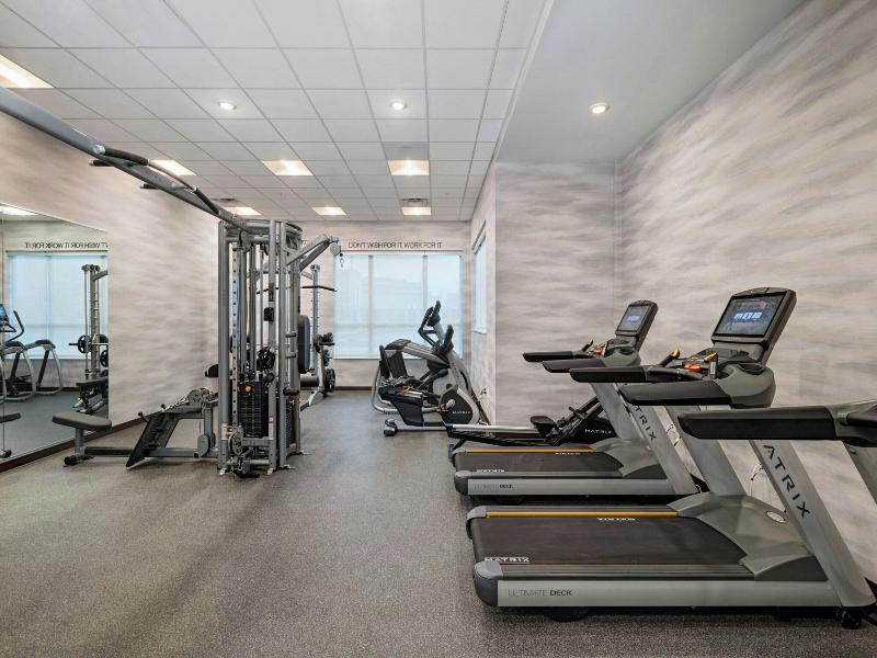 Fairfield Inn & Suites by Marriott St. Louis Downt image