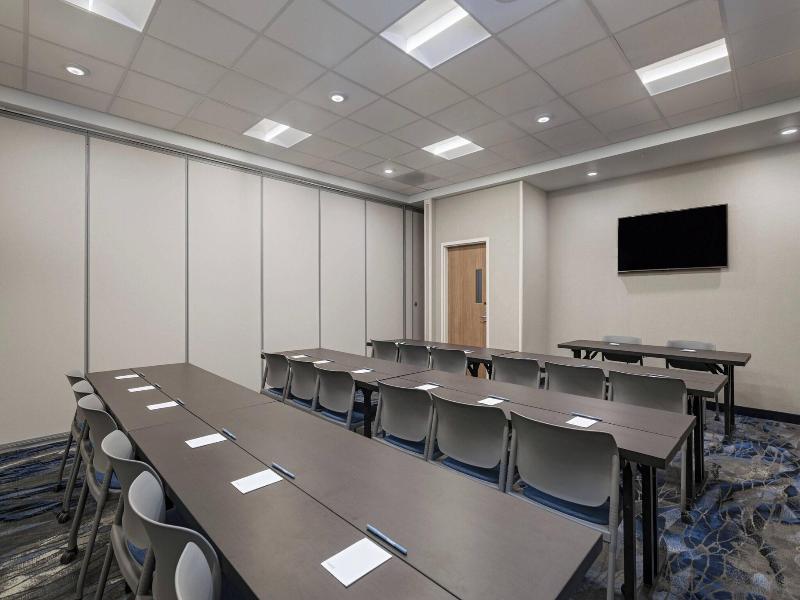 Fairfield Inn & Suites by Marriott St. Louis Downt image