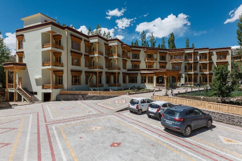 Hotel Leh Plaza image