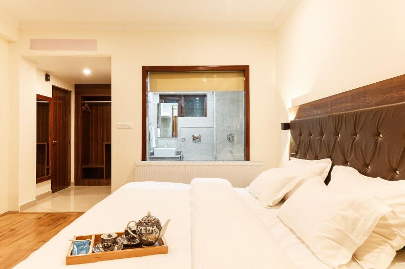 Hotel Leh Plaza image