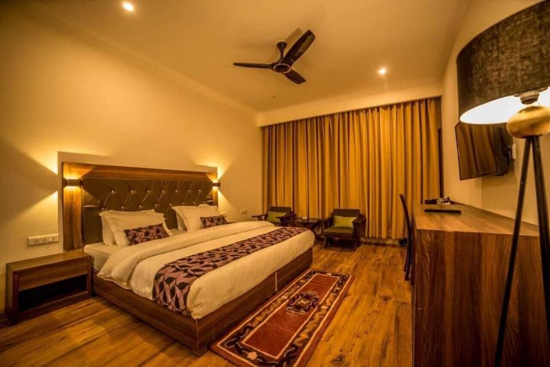 Hotel Leh Plaza image
