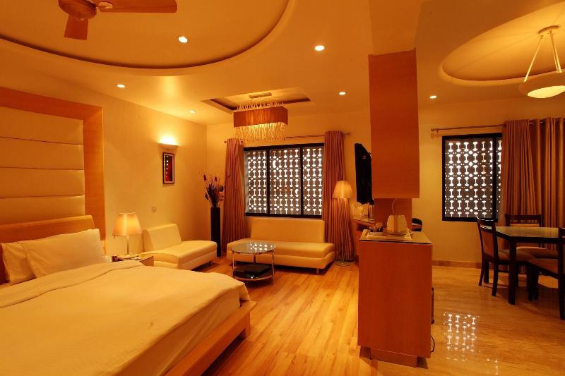 Shivoy Hotel image