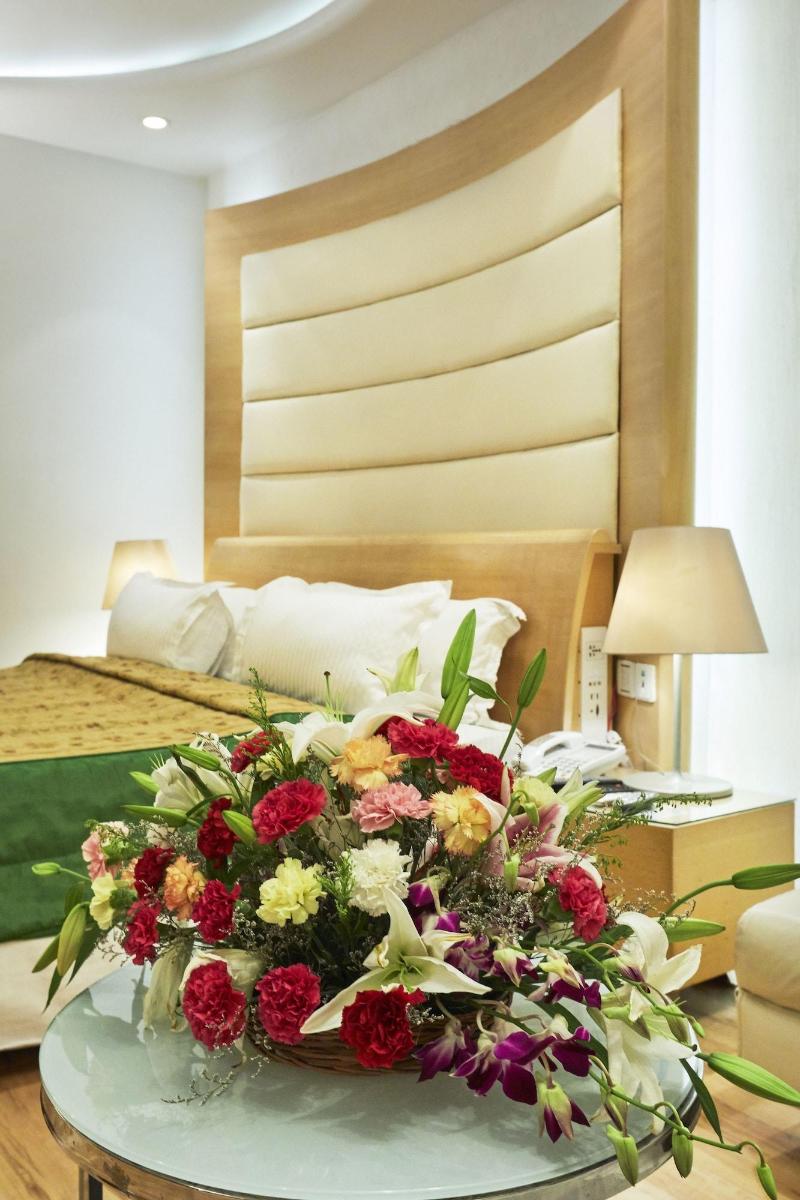 Shivoy Hotel image