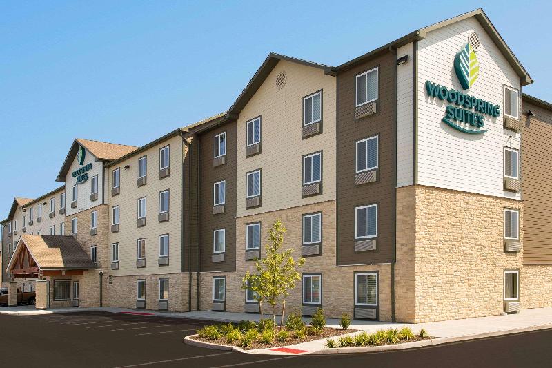 Woodspring Suites South Plainfield image