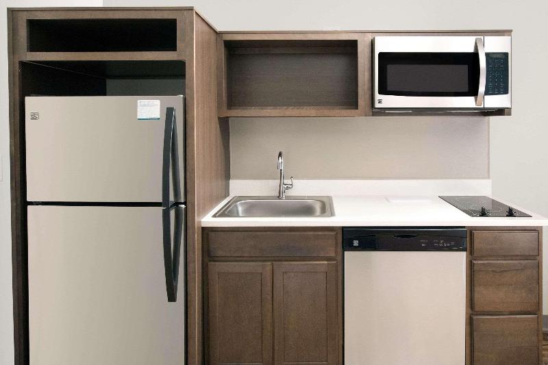 Woodspring Suites South Plainfield image