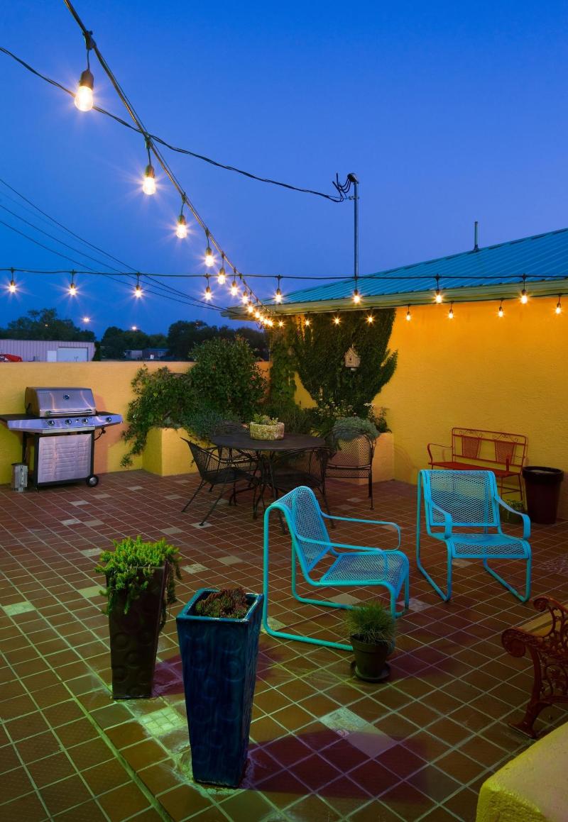 Sunset Motel image