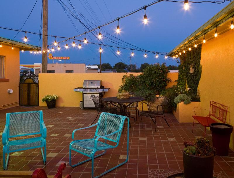 Sunset Motel image