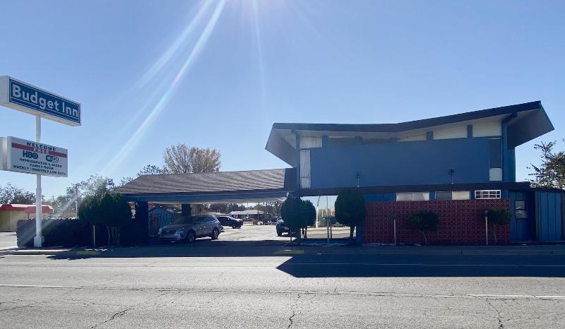 Budget Inn image