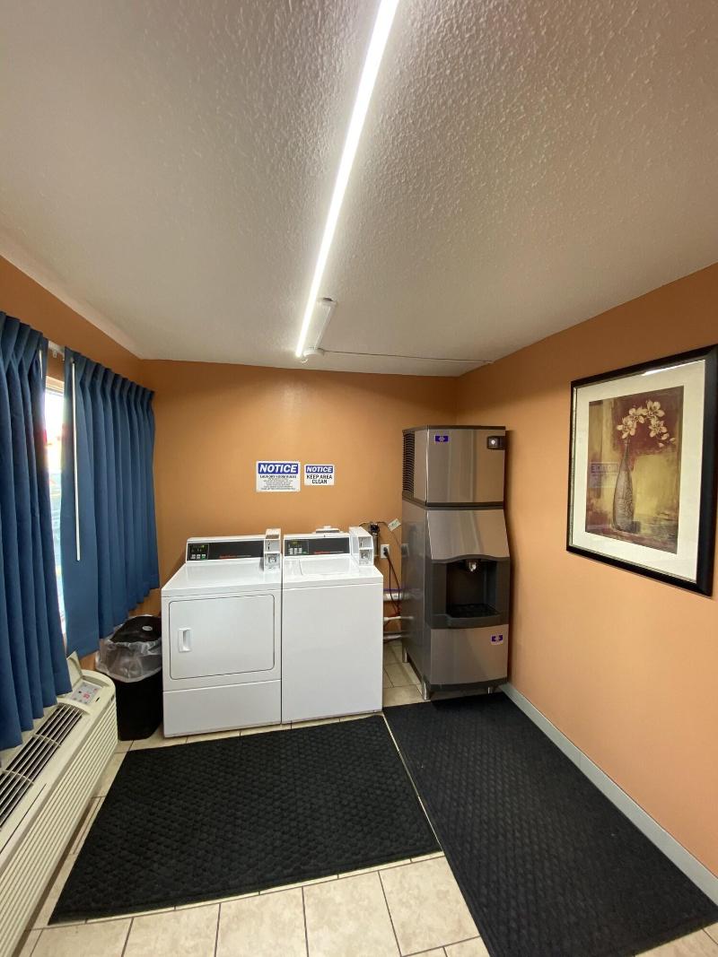 Budget Inn image