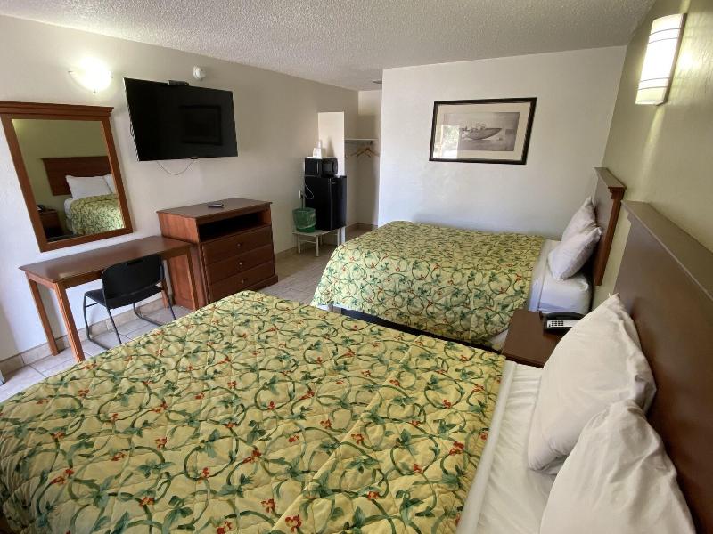 Budget Inn image