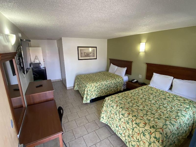 Budget Inn image