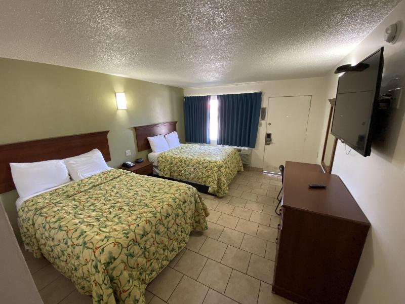 Budget Inn image
