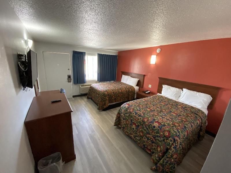 Budget Inn image