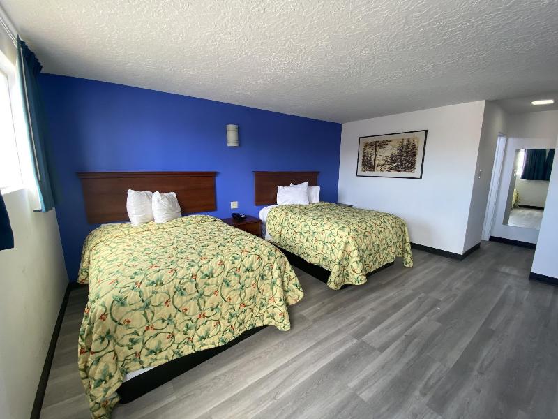 Budget Inn image