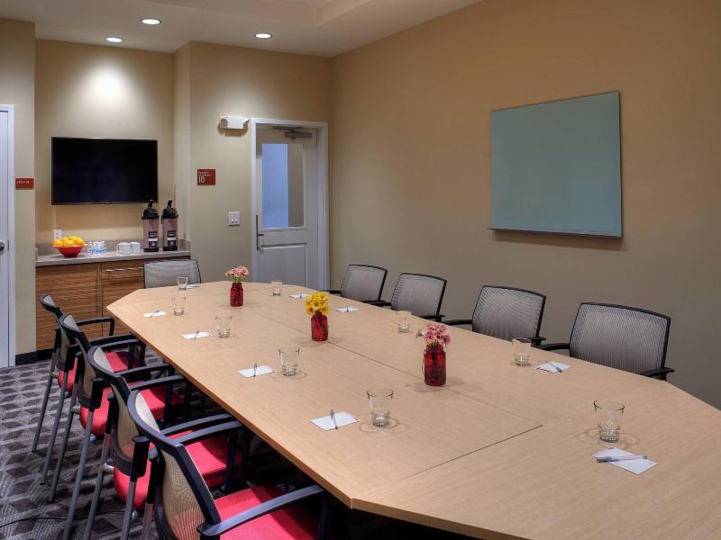 Towneplace Suites By Marriott Cleveland Solon image