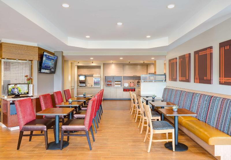 Towneplace Suites By Marriott Cleveland Solon image