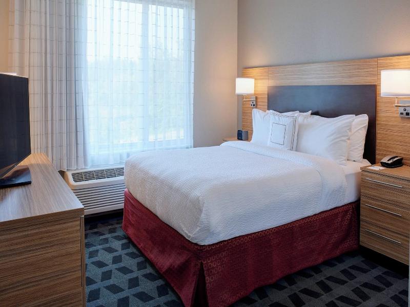 Towneplace Suites By Marriott Cleveland Solon image