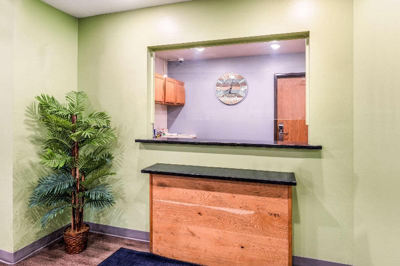 WoodSpring Suites Columbus West - Hilliard image