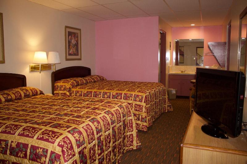 Budget Inn — general view