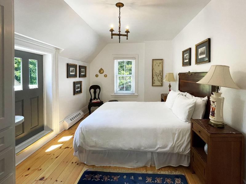 Merrill House image